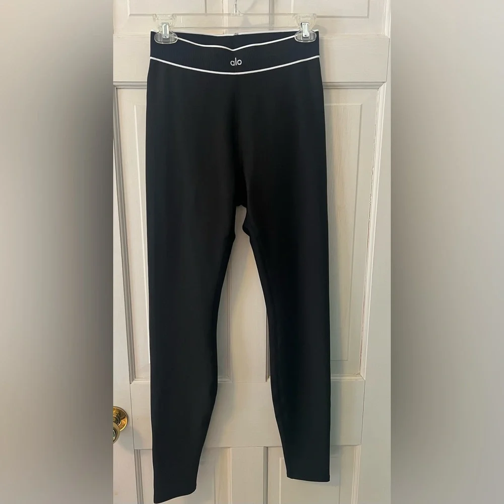 Airlift High-Waist Alignment Legging